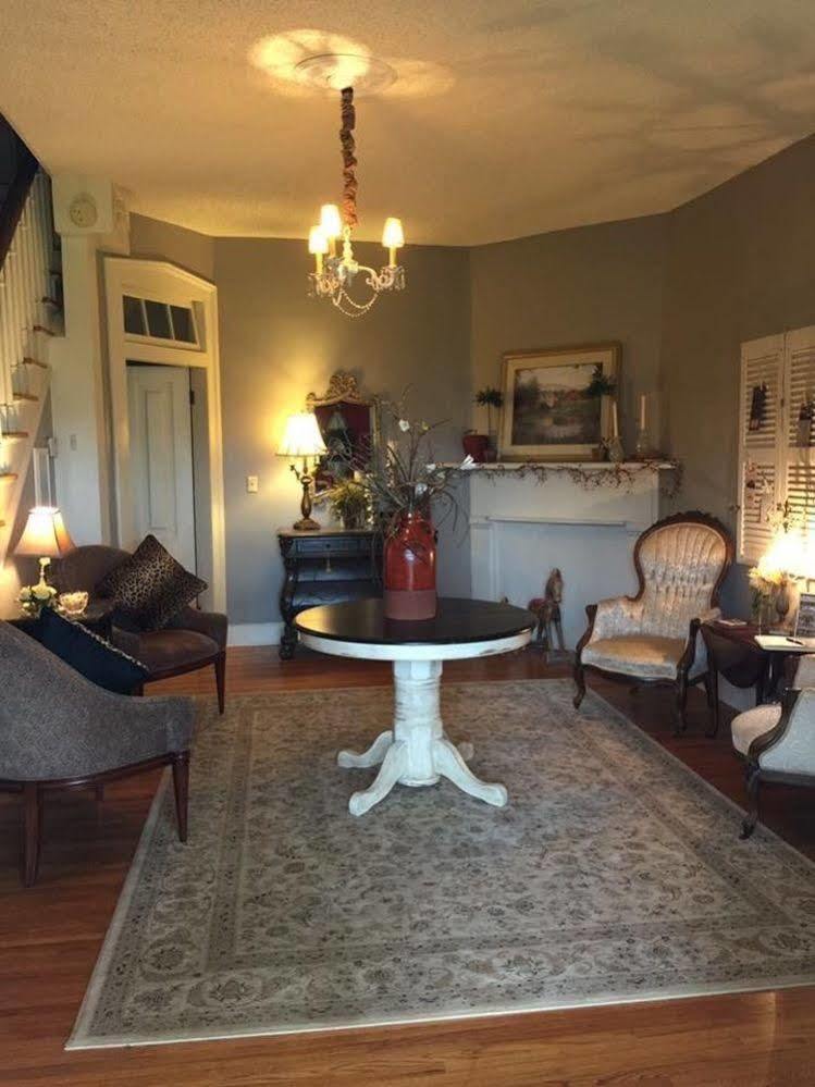 Orchard House B&B Lovingston Exterior photo