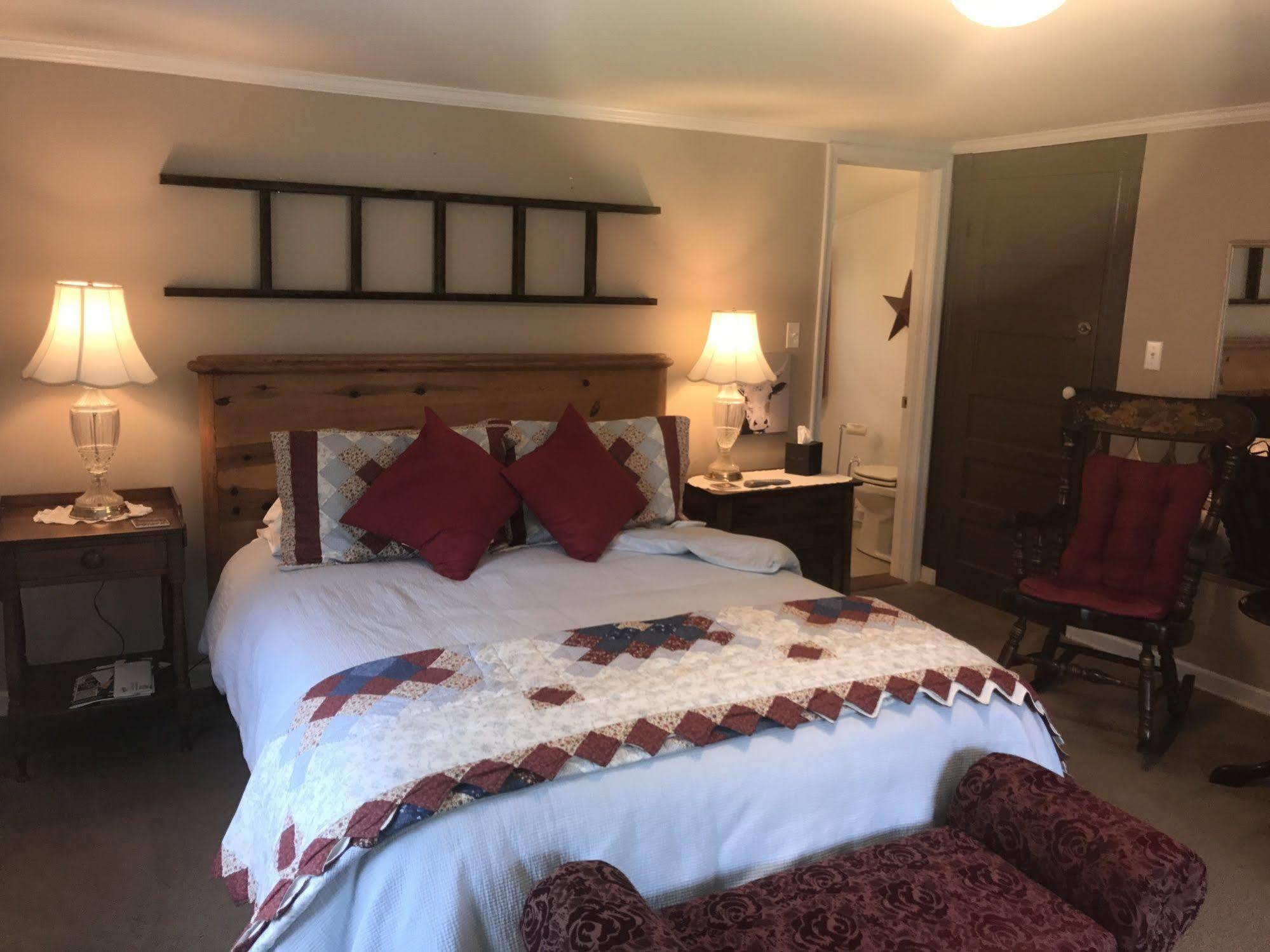 Orchard House B&B Lovingston Exterior photo